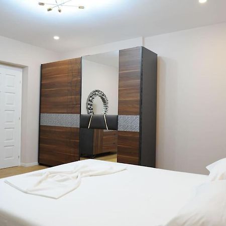 Grandpa House App.1 Apartment Tiranë Ngoại thất bức ảnh